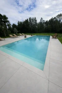 Réalisation de piscine OPALE PLINTHES SERVICE-6